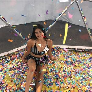 Meet your Posher, Dyani